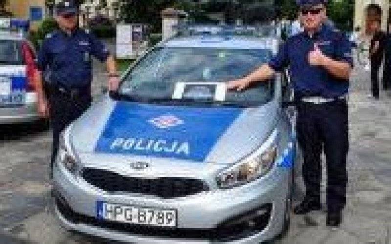 Zator, Grojec. Policjanci spotykają się z mieszkańcami i promują bezpieczeństwo, podczas kolejnych pikników rodzinnych.
