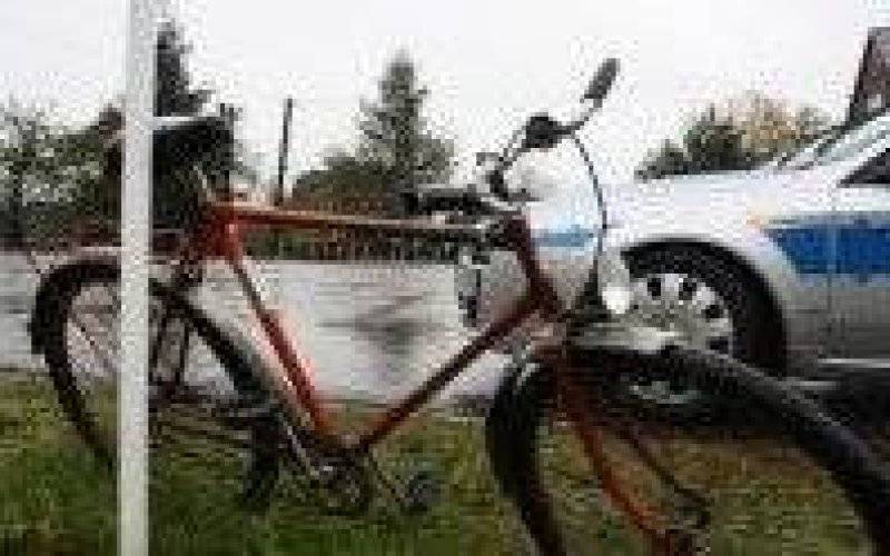 Nowa Wieś. Nietrzeźwy rowerzysta zderzył się z audi