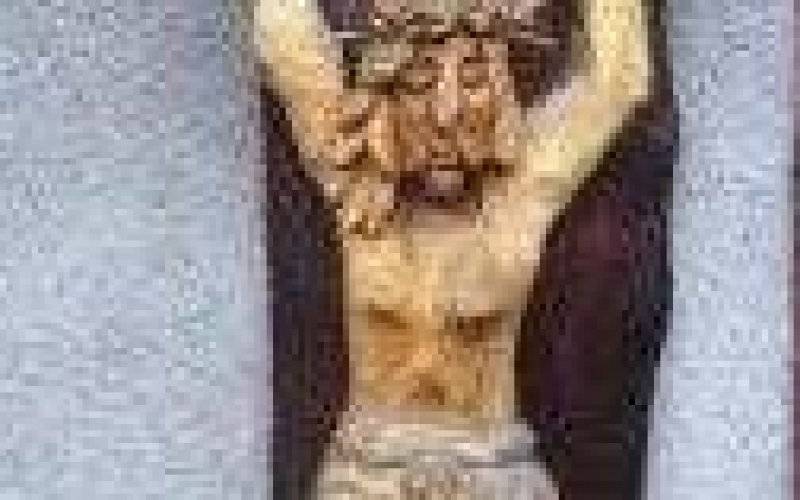 Policjanci odzyskali płaskorzeźbę, zanim artysta zorientował się, że została skradziona z jego pracowni