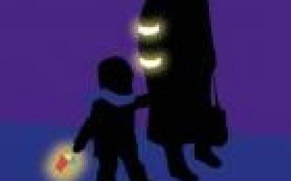 Gmina Oświęcim. Caritas Diecezji Bielsko - Żywieckiej oraz oświęcimscy policjanci, we wspólnej, przedświątecznej odblaskowej akcji „Święć przykładem, nie tylko w Adwencie”