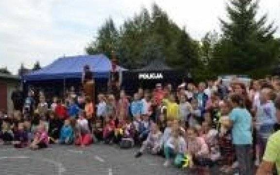 Przeciszów. „Policyjna odyseja z odblaskiem 3: Misja Bezpieczeństwo i Zdrowie”