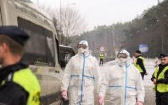 KGP. Policja wspiera w utrzymaniu kwarantanny w Polsce