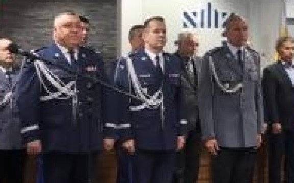 KWP Kraków. Pożegnanie nadinsp. dra Krzysztofa Pobuty z garnizonem małopolskim Policji. Inspektor Roman Kuster nowym Komendantem Wojewódzkim Policji w Krakowie.