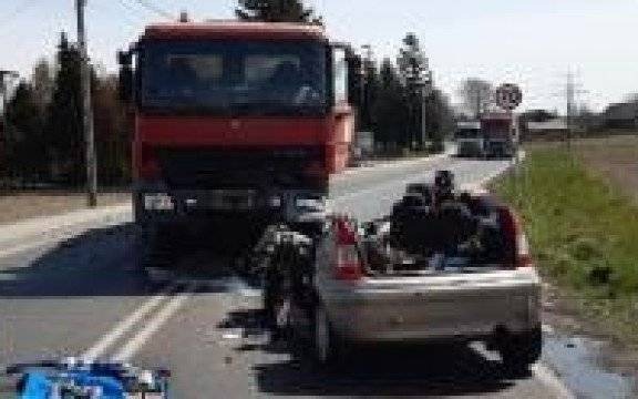 Oświęcim. Tragiczny wypadek drogowy. Zginęły dwie osoby.