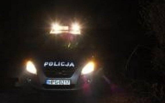 Oświęcim. Nieudana zamiana miejsc. Policjanci zatrzymali kierowcę bez uprawnień.