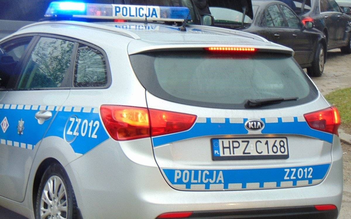 Przeciszów. Nietrzeźwy pojechał na stację po paliwo i alkohol