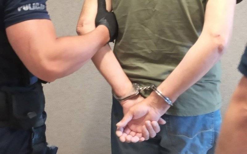 Oświęcim. Sprawca kradzieży rozbójniczej po zarzutach