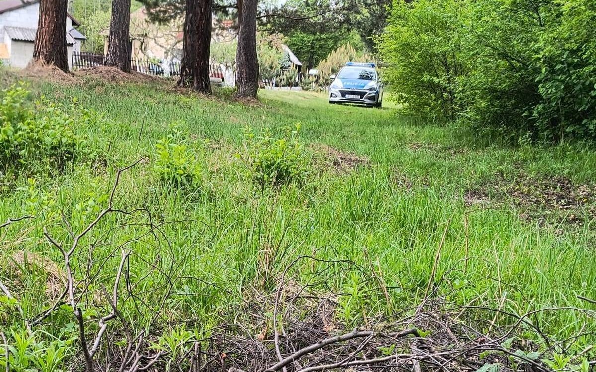 Gmina Chełmek. Policjanci przez dobę strzegli miejsca odnalezienia niewypału