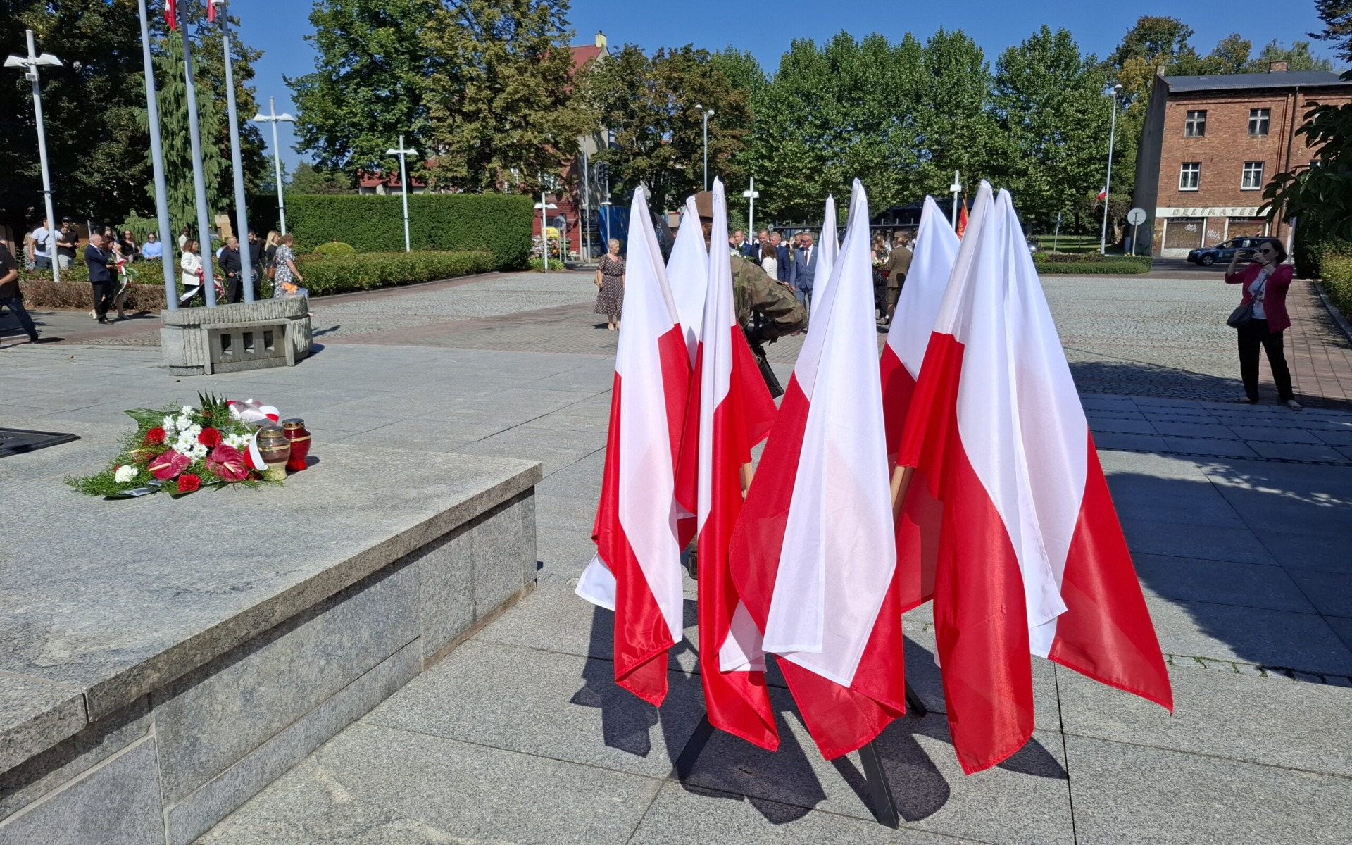Oświęcim. Pamięć i hołd bohaterom w 86. rocznicę wybuchu II wojny światowej