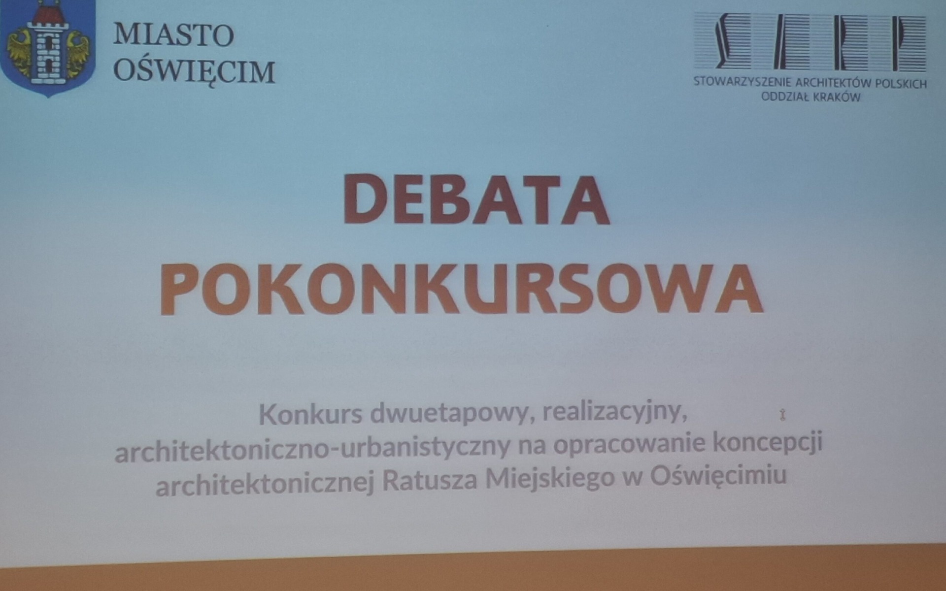 Oświęcim. Prostota, nowoczesność, funkcjonalność i mnóstwo zieleni. To główne atuty zwycięskiej koncepcji na budowę ratusza miejskiego