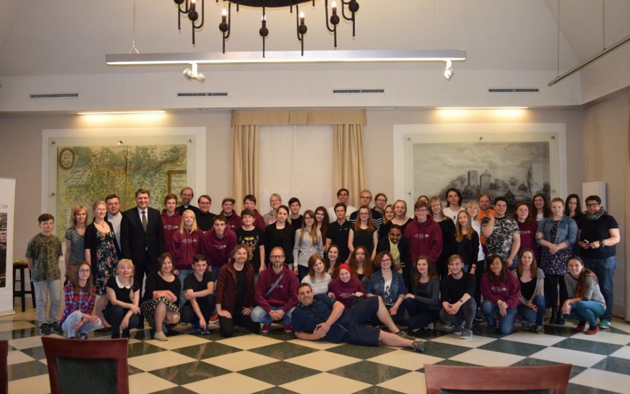 Ścieżki pamięci. Projekt edukacyjny polskiej i niemieckiej młodzieży