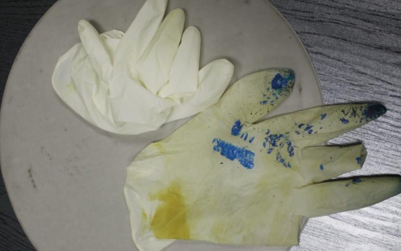 Pseudografficiarze niszczący mienie ujęci przez strażników miejskich i policję