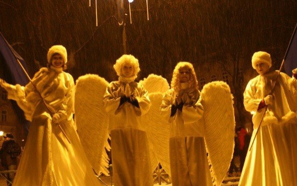 Przyjdź na rynek na Jarmark Świąteczny. Wygraj świąteczne nagrody!