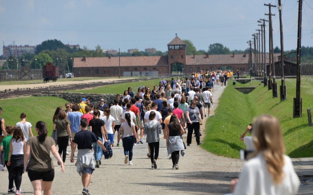 Rekordowa liczba odwiedzających były niemiecki nazistowski obóz koncentracyjny i zagłady Auschwitz i Auschwitz II-Birkenau