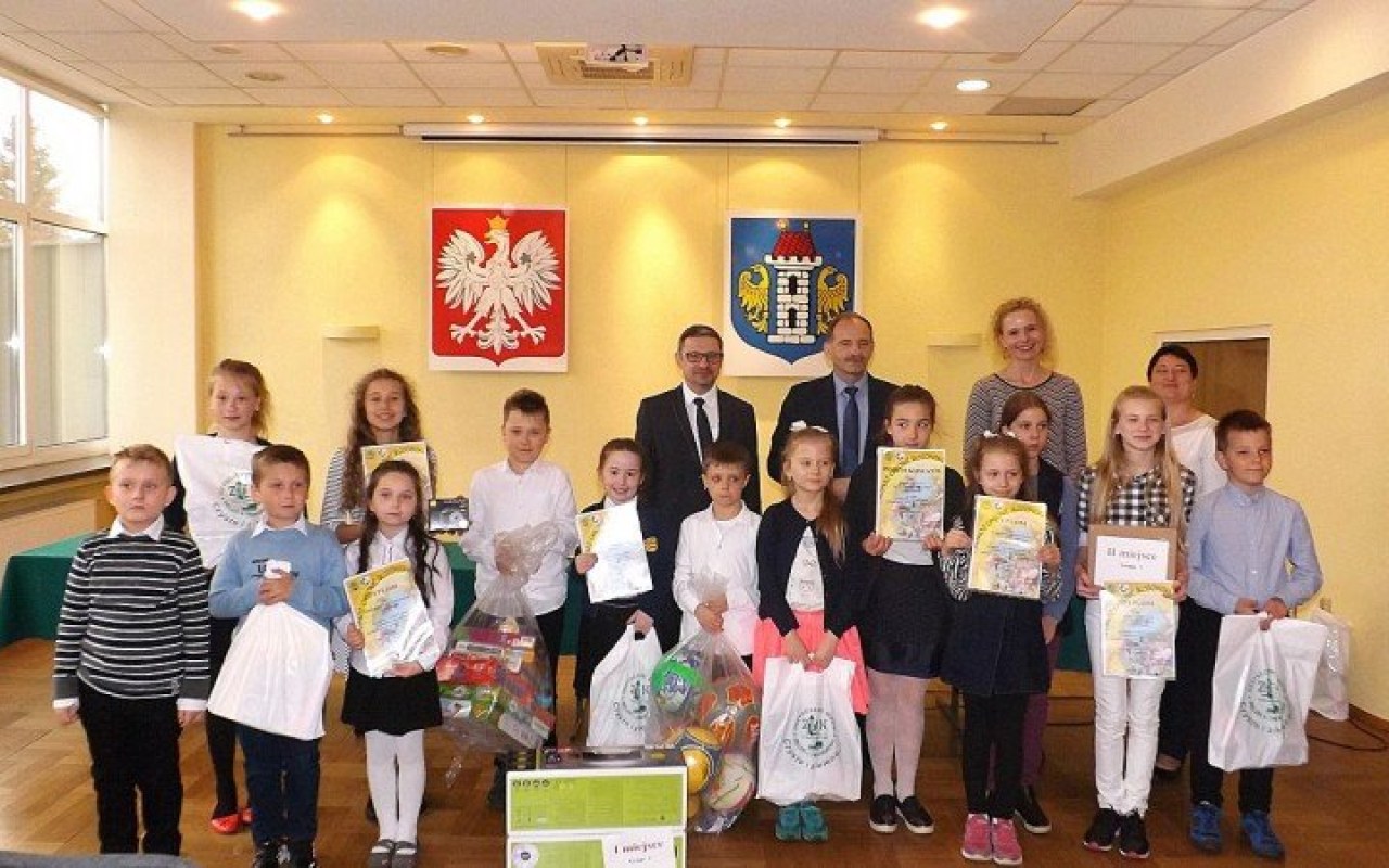 Oświęcim. Ósma edycja konkursu " Uwalniamy nasze środowisko od zużytych baterii" zakończona