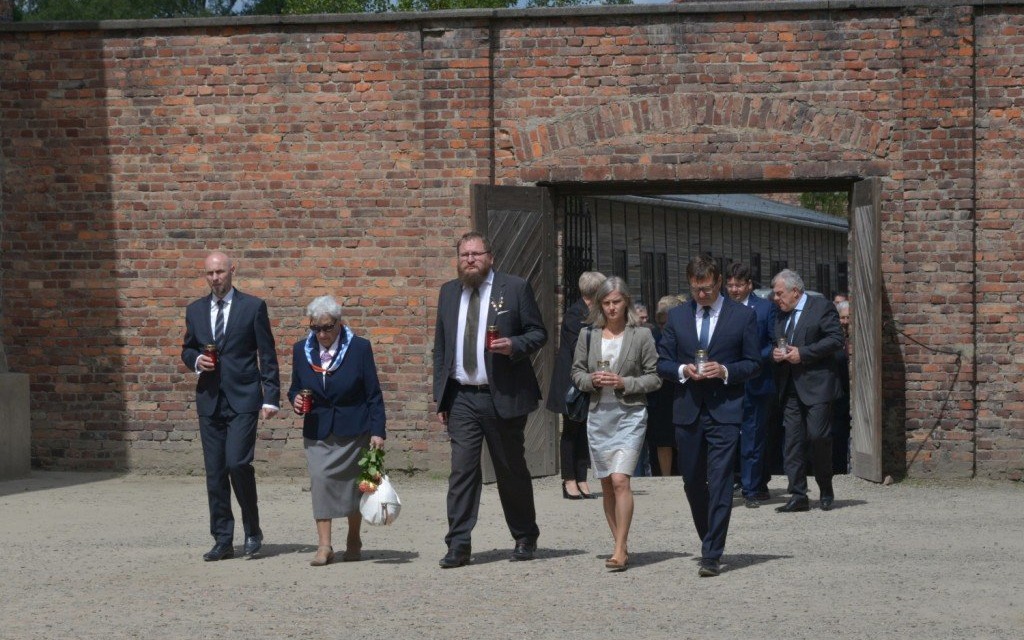 Oświęcim. 14 czerwca - Narodowy Dzień Pamięci Ofiar Niemieckich Nazistowskich Obozów Koncentracyjnych i Obozów Zagłady