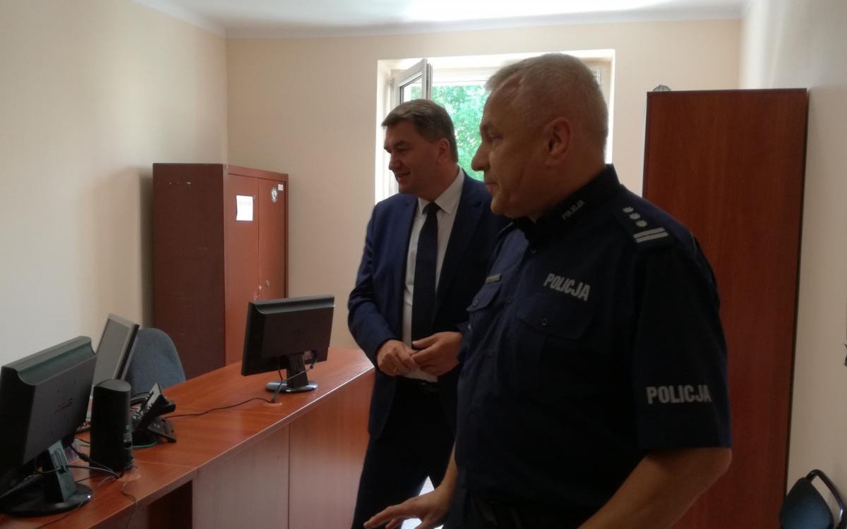 Oświęcim. Zakończono remont policyjnych pomieszczeń