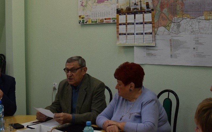 Oświęcim. Rada Seniorów przyjmuje wnioski o przyznanie „Nagrody za działania na rzecz seniorów ”.