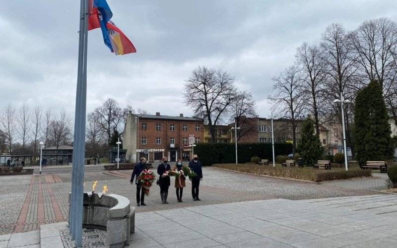 Oświęcim. Oddano hołd bohaterskim Polakom, którzy ratowali Żydów pod okupacją niemiecką