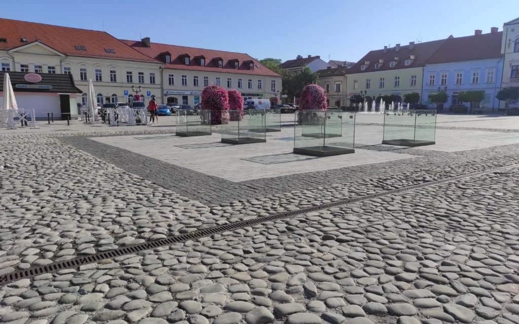 Oświęcim. Bruk na rynku do modernizacji