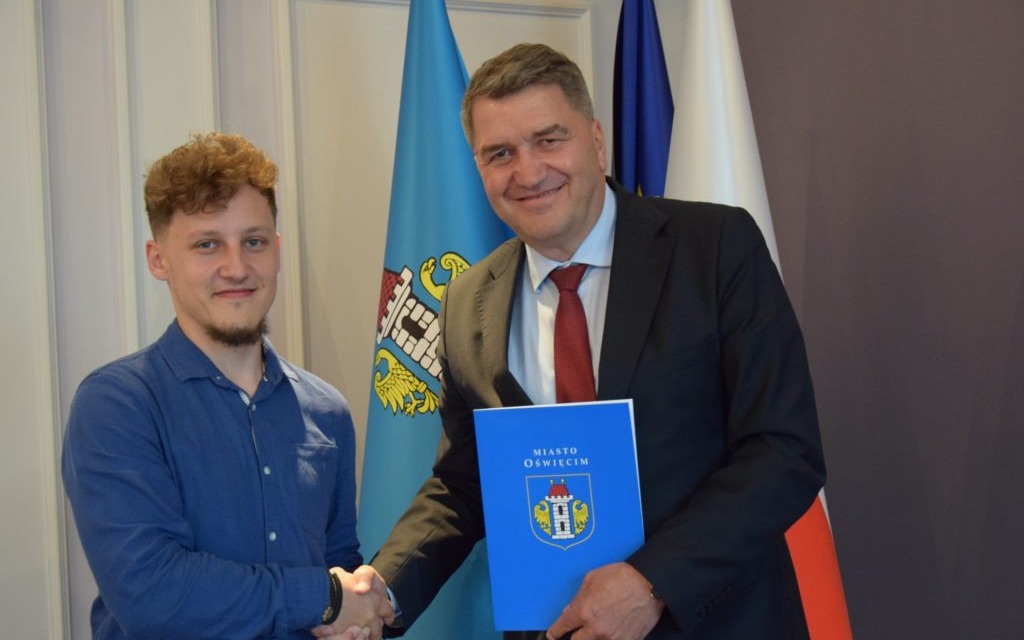 Oświęcim. Umowa promocyjna na wyjazd na mistrzostwa świata w lacrosse