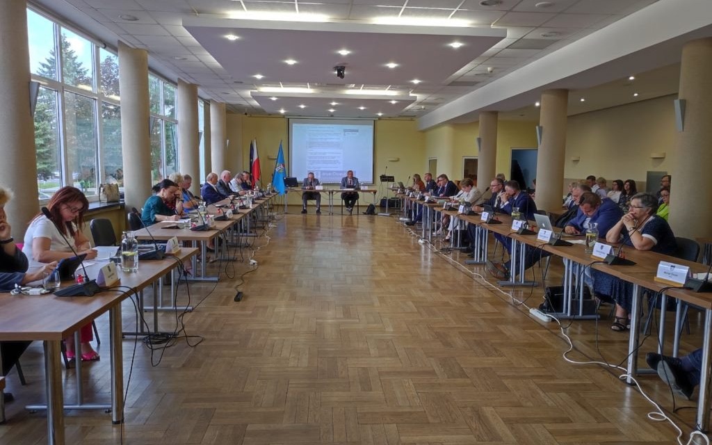 Oświęcim. Prezydent z wotum zaufania i absolutorium