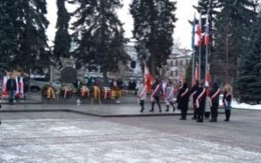 Oświęcim. Uroczystości 79. rocznicy wyzwolenia niemieckiego nazistowskiego obozu koncentracyjnego i zagłady Auschwitz oraz oswobodzenia miasta Oświęcimia spod okupacji Niemiec Hitlerowskich