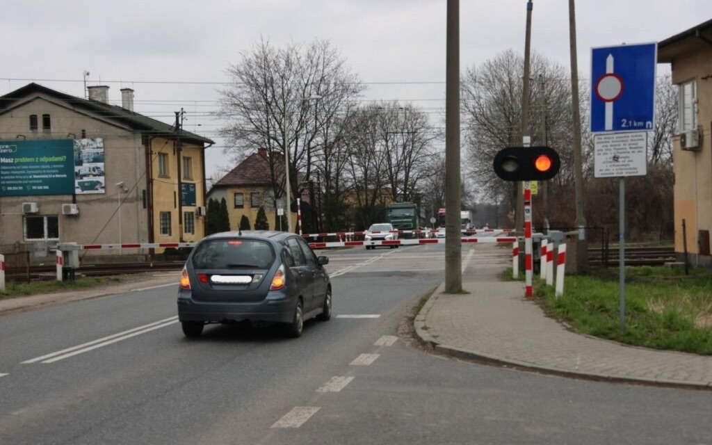Oświęcim. Budowa tunelu pod torami kolejowymi w Bieruniu. Utrudnienia dla kierowców podróżujących na Śląsk drogą wojewódzką 934