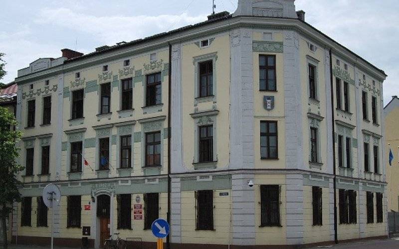 Oświęcim. Ogłoszenie o zamiarze bezpośredniego zawarcia umowy o świadczenie usług w zakresie publicznego transportu zbiorowego