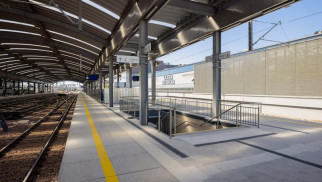 Katowice: Nowy peron dostępny dla podróżnych. Zmiany dla pasażerów z Oświęcimia i Krakowa