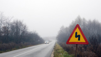 Mgła w powiecie oświęcimskim. Widoczność poniżej 200 metrów