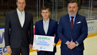 OŚWIĘCIM. Zarząd powiatu wsparł finansowo drużynę hokejową Re-Plast Unia Oświęcim
