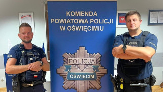 Policjanci z Oświęcimia ratują życie mężczyzny, który dokonał samookaleczenia