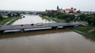 Ponad 600 interwencji Straży Pożarnej! Alarmy przeciwpowodziowe, zamknięte drogi i cmentarz pod wodą