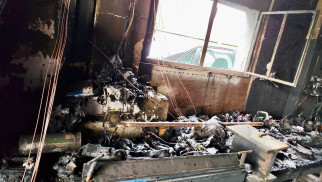 Pożar zniszczył warsztat samochodowy i główne źródło utrzymania – FOTO