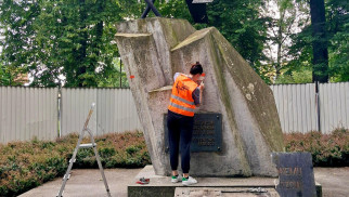 Ruszyła konserwacja pomnika ofiar faszyzmu – FOTO