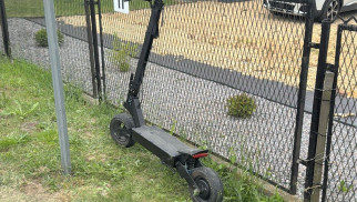 Tragiczny wypadek w Osieku: Dwoje dzieci na jednej hulajnodze – 14-latek w śpiączce!