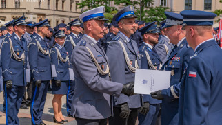 Wojewódzkie obchody Święta Policji – wśród wyróżnionych funkcjonariusze z powiatu oświęcimskiego! [ZDJĘCIA]