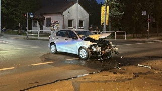 Wypadek w Brzeszczach. Trwa akcja służb