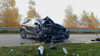 Wypadek w Smolicach. Dwie osoby trafiły do szpitala – ZDJĘCIA!