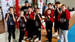 Złoto-srebrny start oświęcimskich karateków – FOTO
