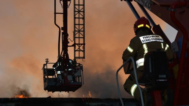 42-latek z Chrzanowa podejrzany o podpalenie hotelu robotniczego z Ukraińcami. Znamy motywy jego działania [ZDJĘCIA]