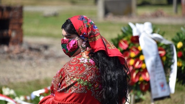 76. rocznica likwidacji obozu Romów w Auschwitz – FOTO