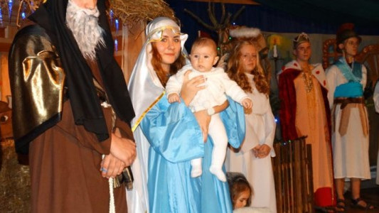 Basia zagrała Jezuska w przeciszowskich jasełkach – FILMY, FOTO