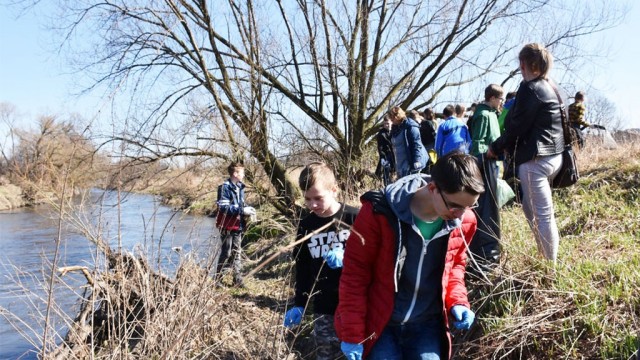 Będą sprzątać brzeg Przemszy