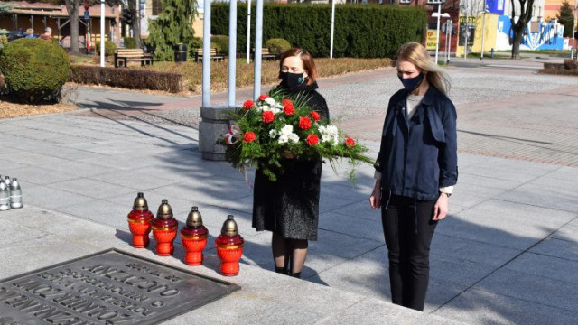 Bolesna rocznica katastrofy lotniczej pod Smoleńskiem. Zginął kwiat polskiej elity