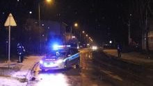 Brzeszcze. Policjanci błyskawicznie zatrzymali 40 – latka, który biegał po ulicy z nożem