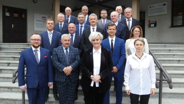 Burmistrz oraz Rada Gminy oficjalnie rozpoczęli swoją kadencję - InfoBrzeszcze.pl
