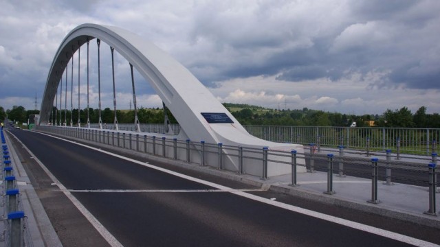 CHEŁMEK. Most na Przemszy zamknięty dla ciężarówek