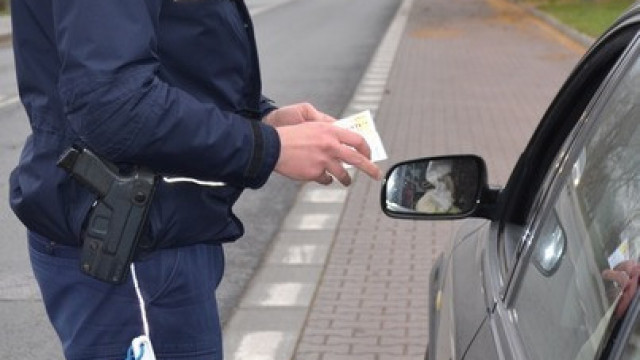 Drogówka przerwała jazdę pijanemu kierowcy citroena